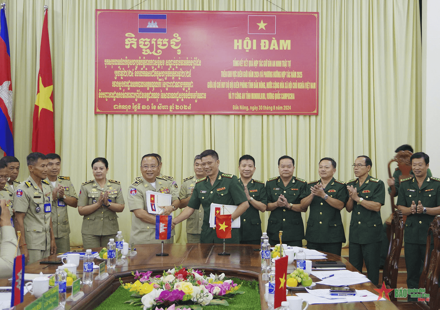Bộ đội Biên phòng tỉnh Đắk Nông hội đàm với Công an tỉnh Mondulkiri (Campuchia)