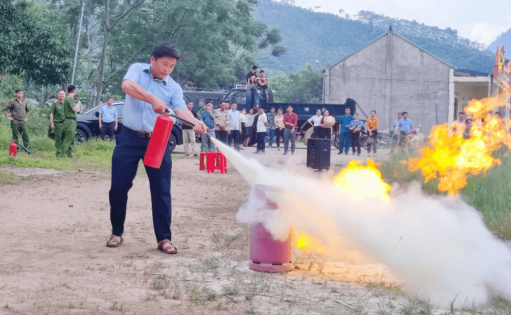 Chuyện ở bản: Cảnh giác với “bà hỏa”