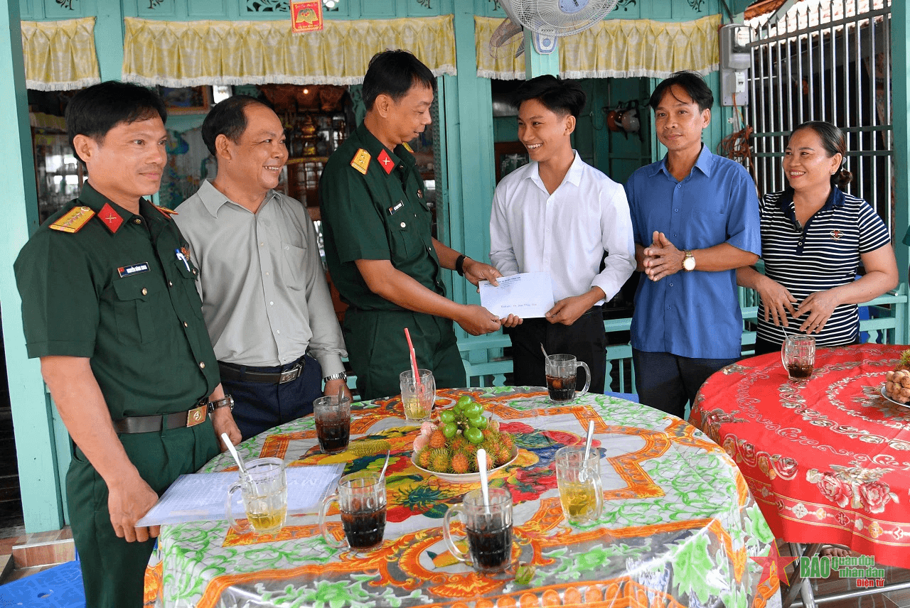An Giang “bội thu” trong tuyển sinh quân sự