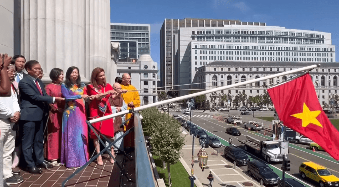 Lễ thượng cờ mừng Quốc khánh Việt Nam tại Tòa thị chính San Francisco, Mỹ