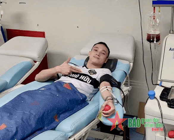 “Hiệp sĩ” hiến máu