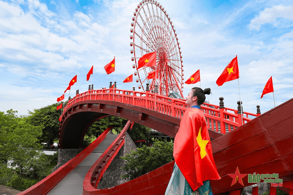Lòng yêu nước tạo nên sức hút cho các điểm đến du lịch