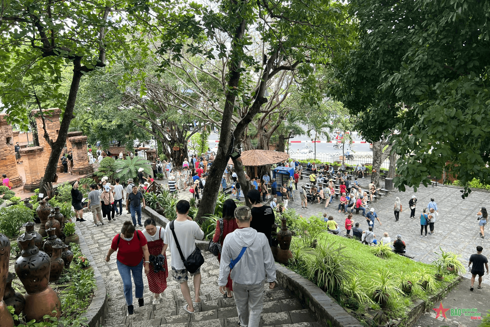 Du lịch Khánh Hòa: Khách đổ về nghỉ dưỡng, khám phá dịp Lễ 2-9