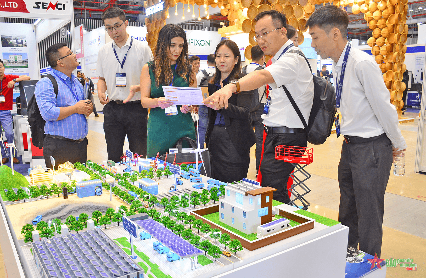 Hơn 350 đơn vị tham gia triển lãm về công nghệ, giải pháp truyền tải điện, tòa nhà thông minh