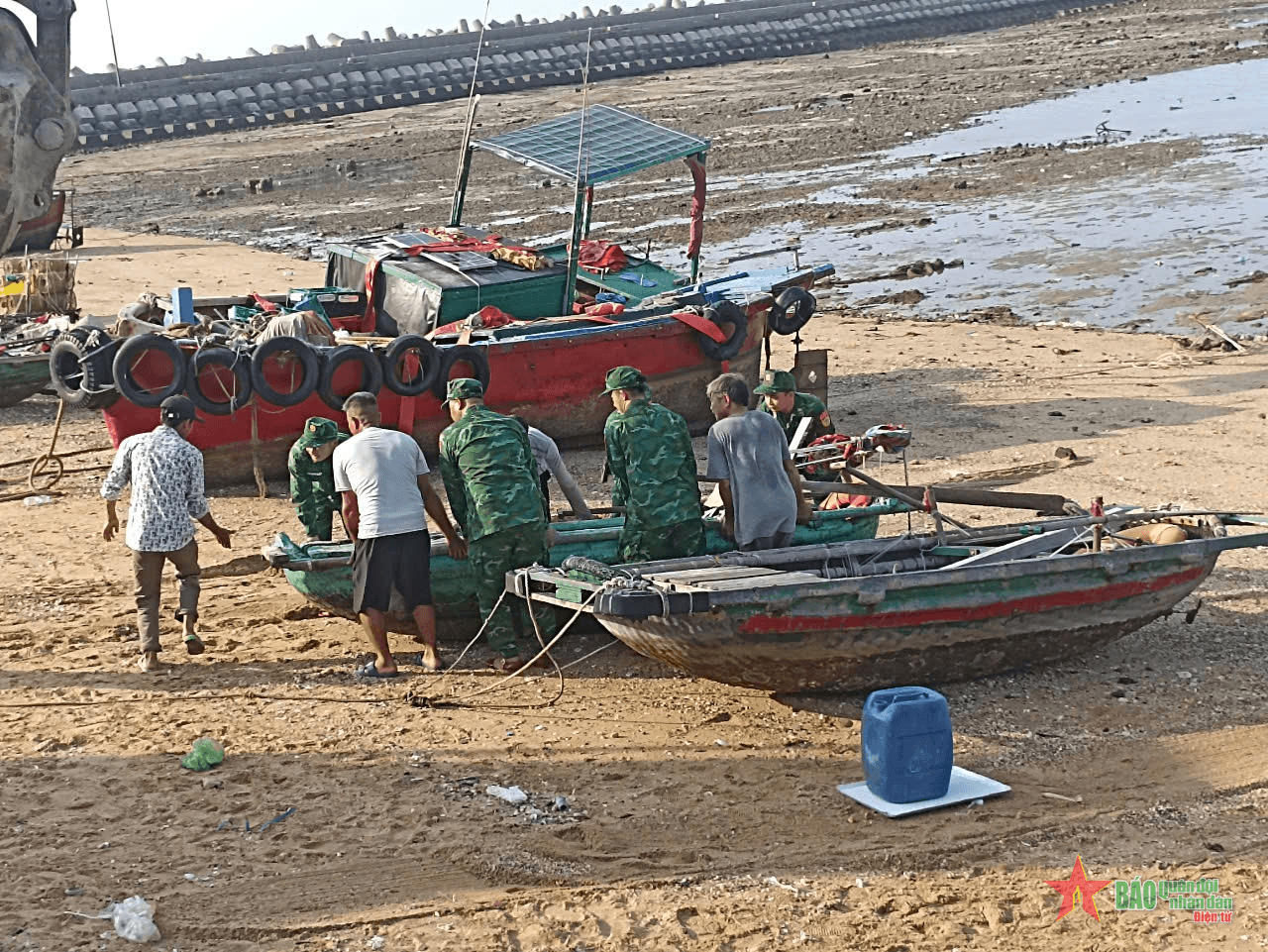 Đồn Biên phòng Bạch Long Vĩ chủ động triển khai các biện pháp phòng, chống bão số 3