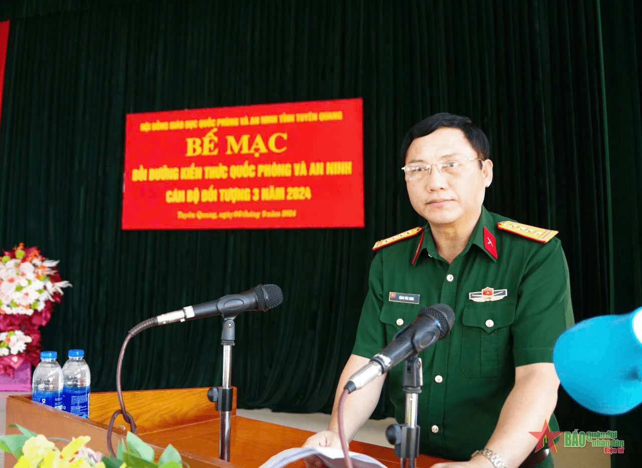 Tuyên Quang: Bế mạc lớp Bồi dưỡng kiến thức Quốc phòng, an ninh đối tượng 3