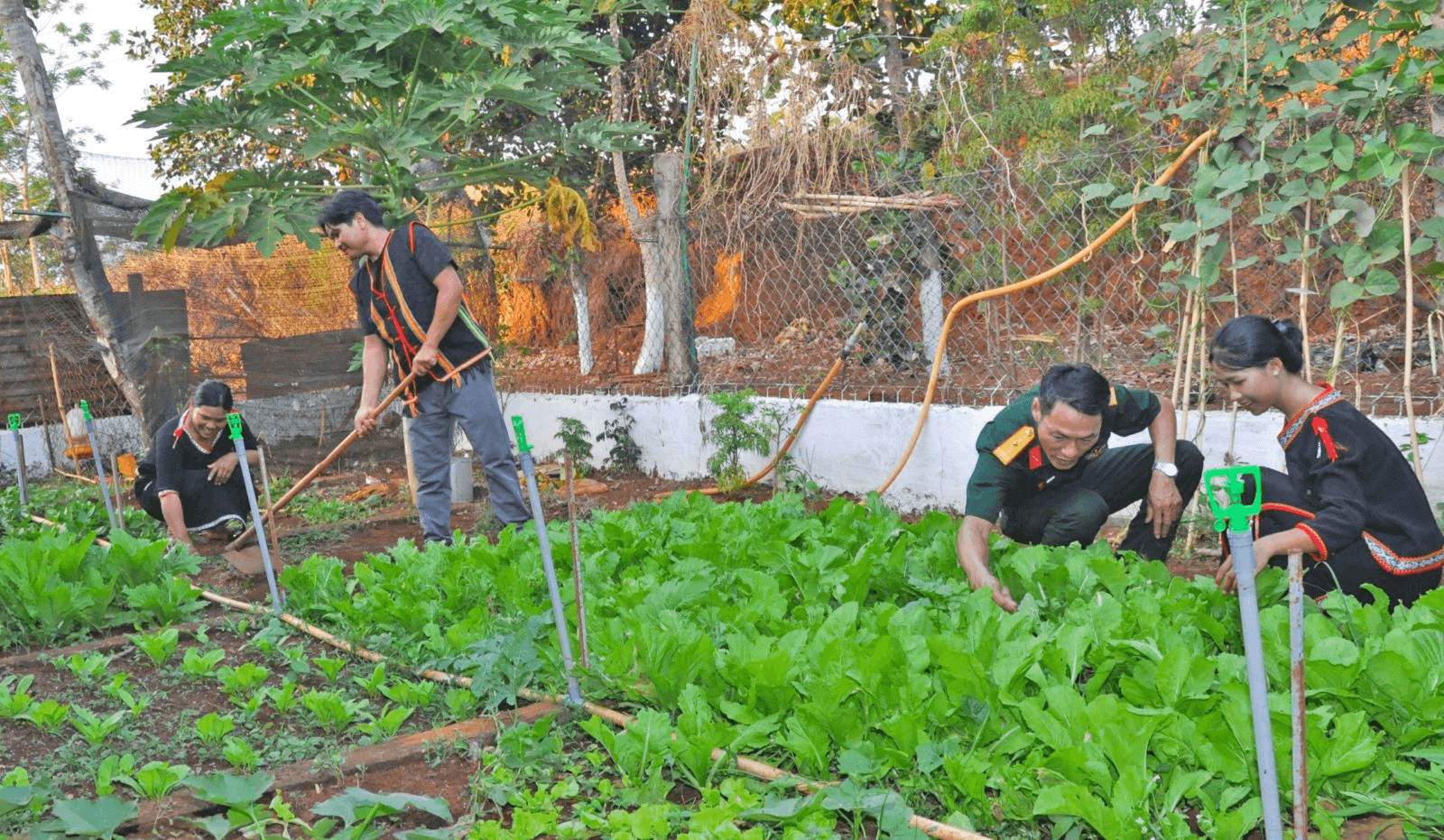 Những mô hình, cách làm hay trong thay đổi nếp nghĩ, cách làm của đồng bào