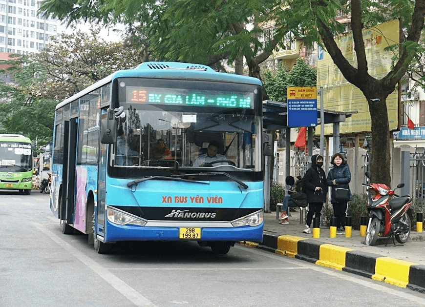 Vận hành trở lại xe buýt trên địa bàn Hà Nội sau bão số 3