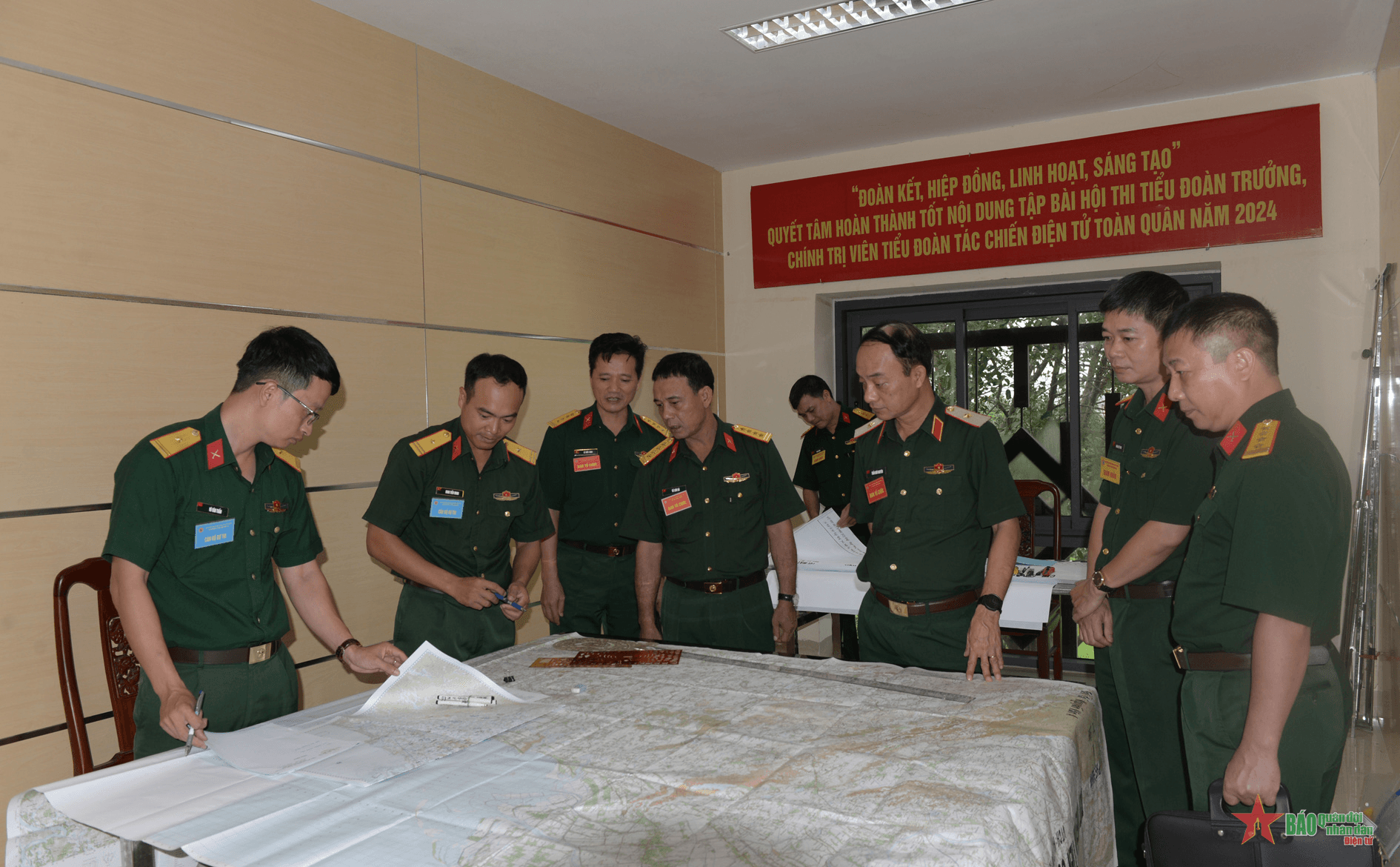 Khai mạc Hội thi Tiểu đoàn trưởng, Chính trị viên Tiểu đoàn Tác chiến điện tử toàn quân năm 2024