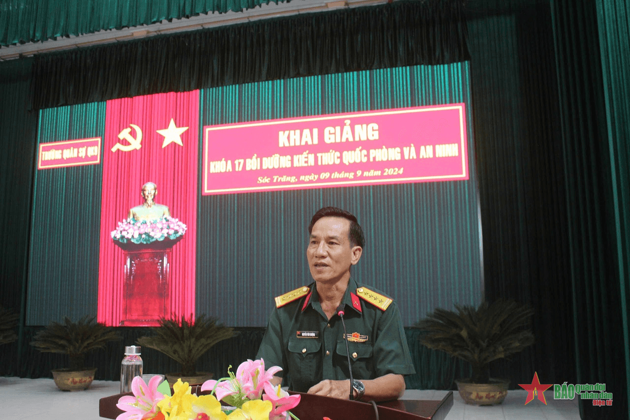 Quân khu 9: Khai giảng lớp bồi dưỡng kiến thức quốc phòng và an ninh đối tượng 2