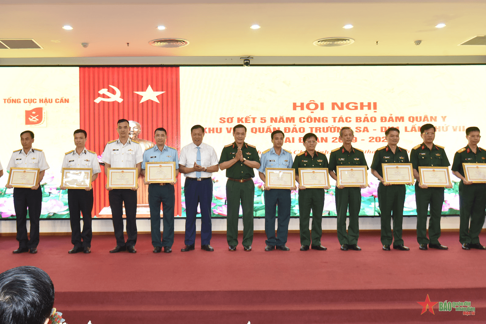 Thượng tướng Vũ Hải Sản dự sơ kết 5 năm công tác bảo đảm quân y khu vực quần đảo Trường Sa-DK1
