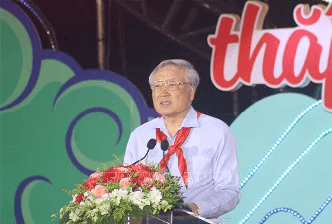 Phó thủ tướng Thường trực Chính phủ Nguyễn Hòa Bình dự Đêm hội trăng rằm tại Đắk Lắk