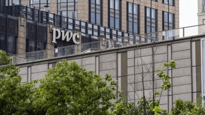 Trung Quốc phạt PwC hơn 62 triệu USD