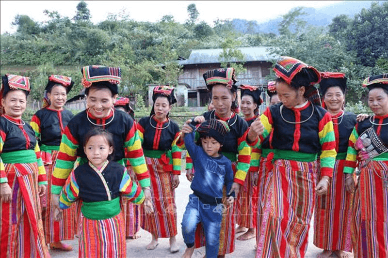 Chuyện ở bản: "Tôi xin lỗi trưởng bản..."
