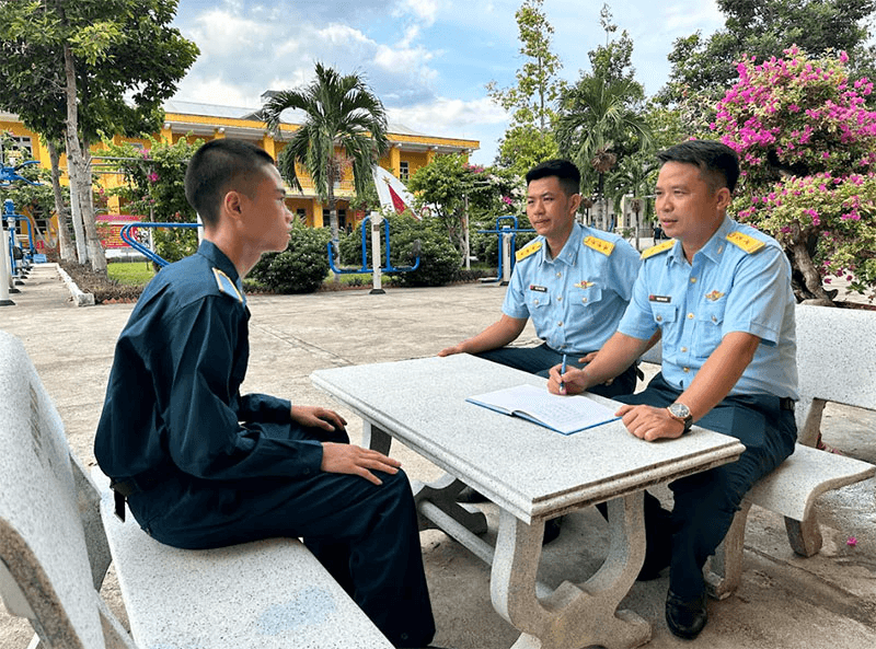 Trường Sĩ quan Không quân: Học viên mồ côi giàu nghị lực