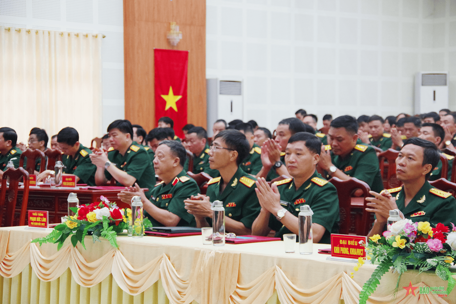 Khai giảng Lớp Đào tạo ngắn hạn công tác Đảng, công tác chính trị