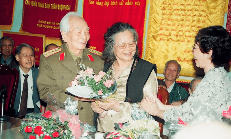 Phu nhân Đại tướng Võ Nguyên Giáp qua đời