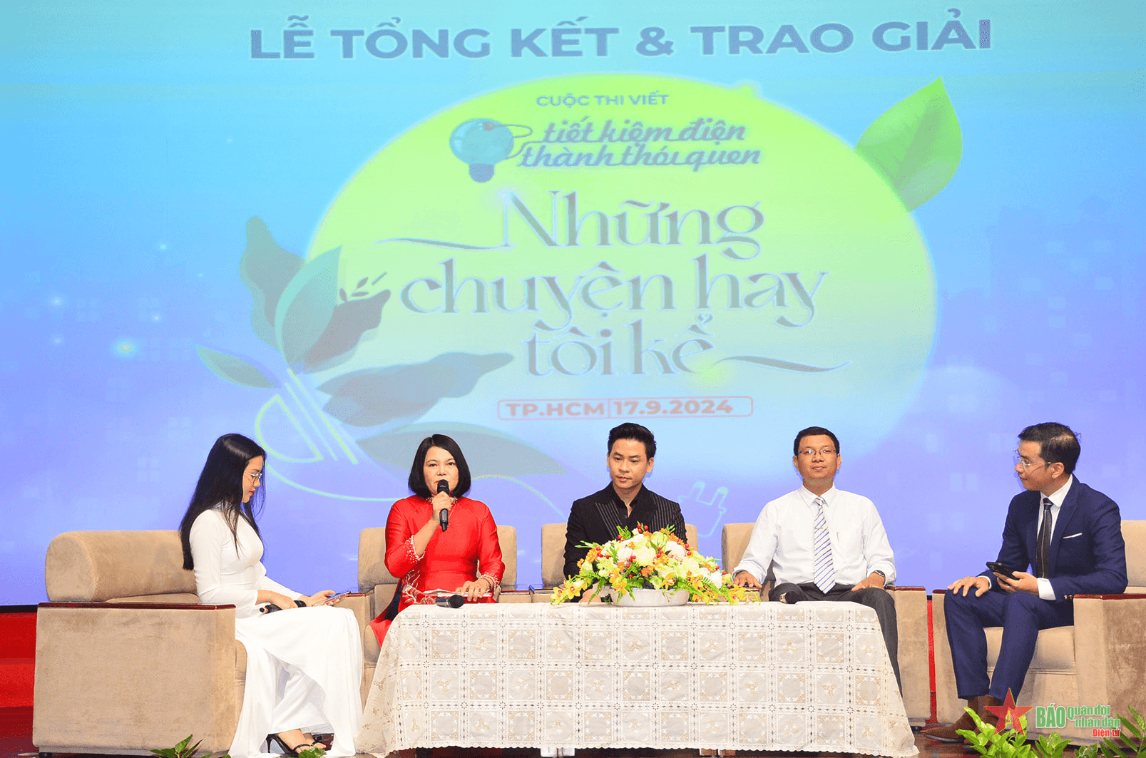 Trao 32 giải thưởng cuộc thi viết Tiết kiệm điện thành thói quen lần 2