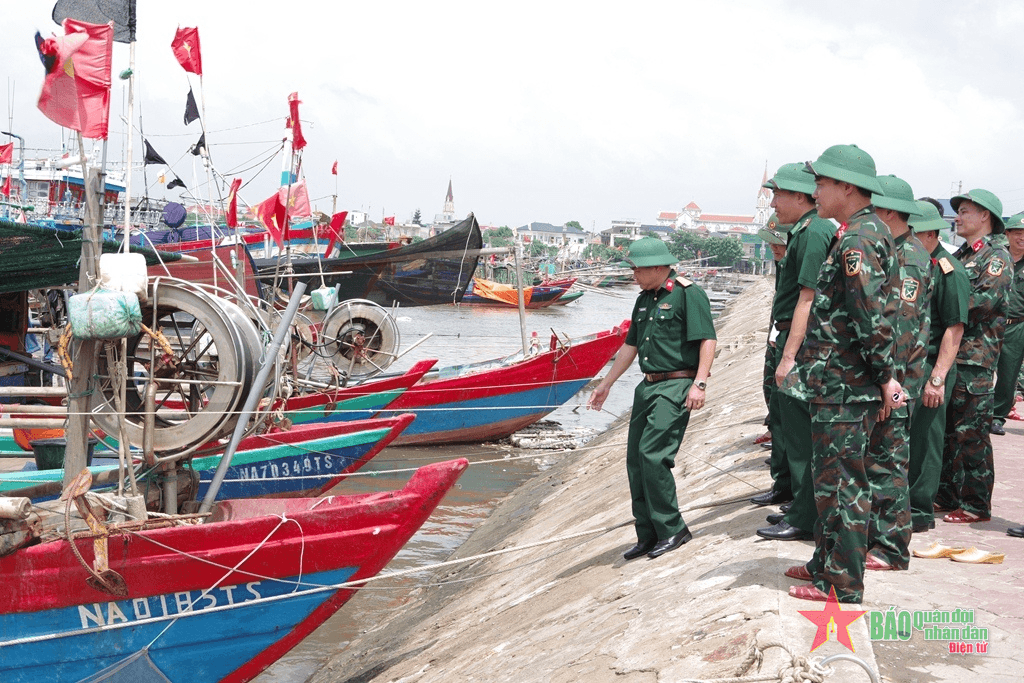 Hà Tĩnh phân công các đoàn bám nắm cơ sở ứng phó với áp thấp nhiệt đới