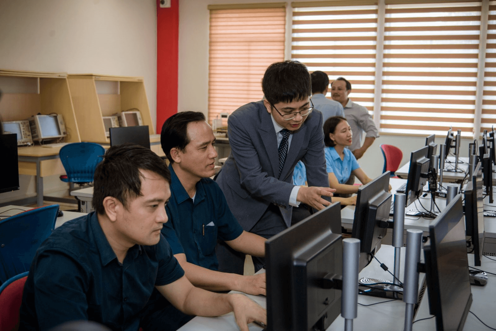 Để Đà Nẵng trở thành trung tâm về vi mạch bán dẫn và trí tuệ nhân tạo