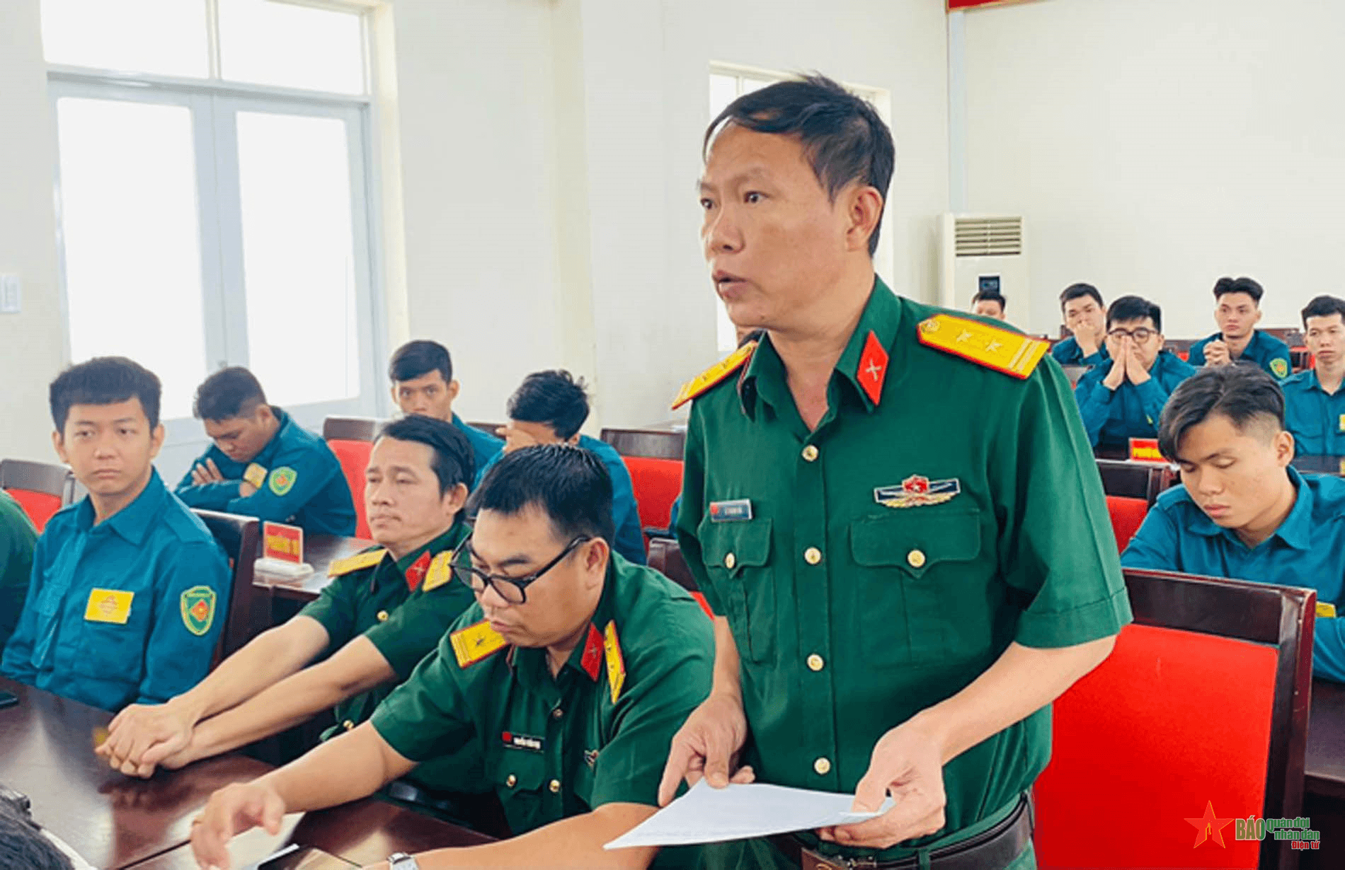 Bộ tư lệnh TP Hồ Chí Minh đối thoại dân chủ với cán bộ, chiến sĩ