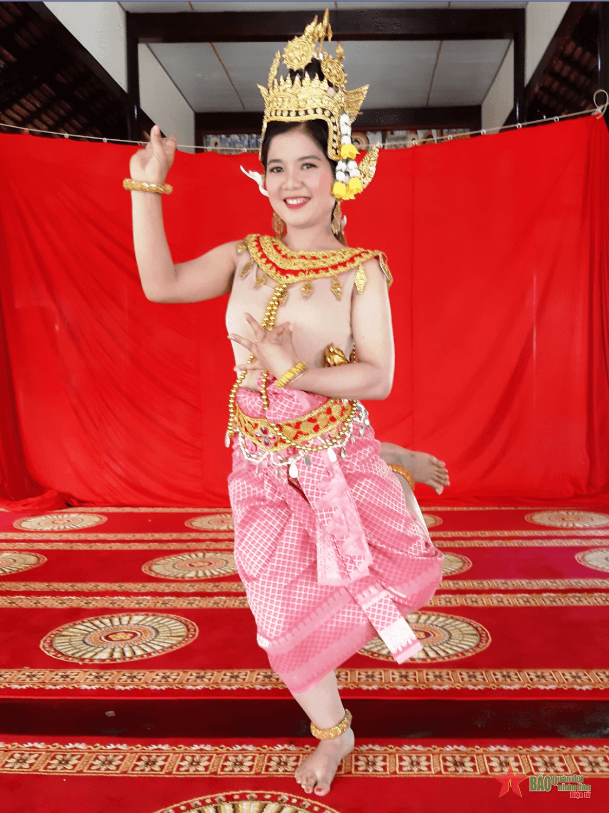 Cô giáo với tâm thức giữ gìn nghệ thuật múa Khmer