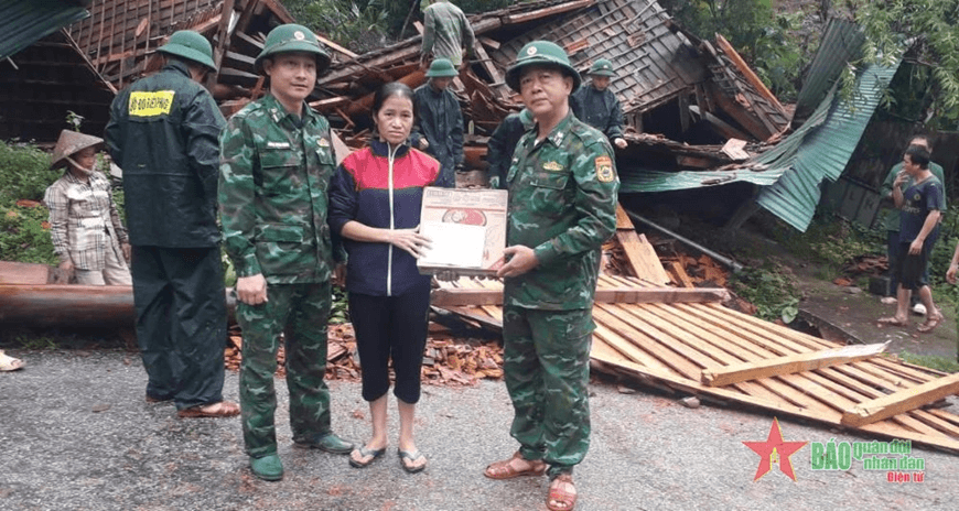 Biên phòng Nghệ An huy động lực lượng khắc phục hậu quả mưa lũ