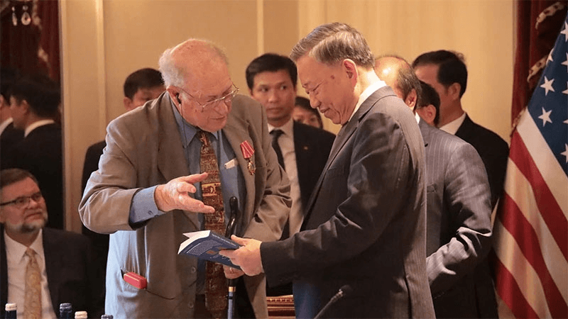 Tổng Bí thư, Chủ tịch nước Tô Lâm gặp gỡ lãnh đạo Đảng Cộng sản, tổ chức cánh tả và bạn bè Hoa Kỳ