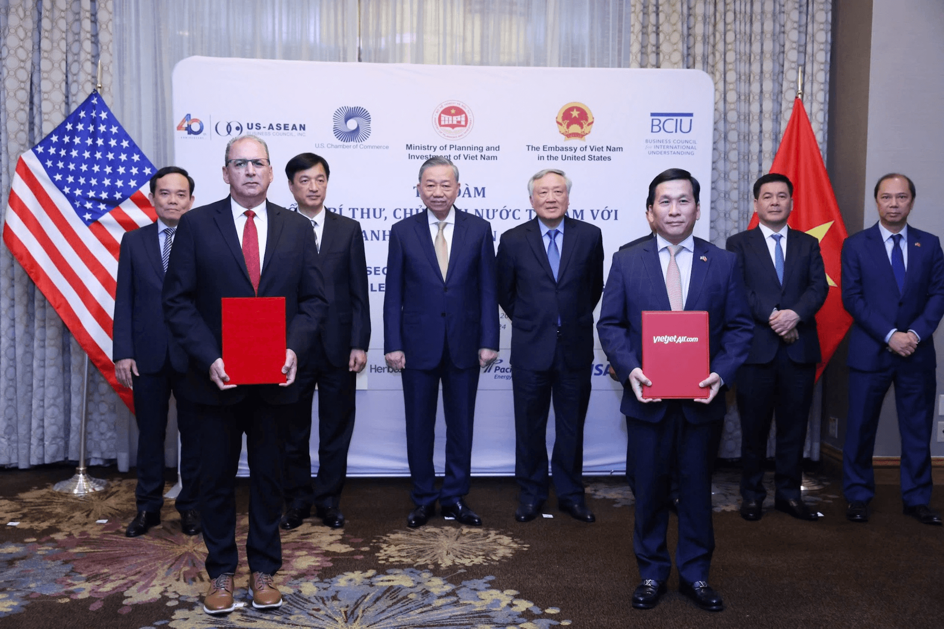 Vietjet và Honeywell thỏa thuận trị giá 1,1 tỷ USD, dấu mốc phát triển xanh tiến tới sử dụng năng lượng sạch