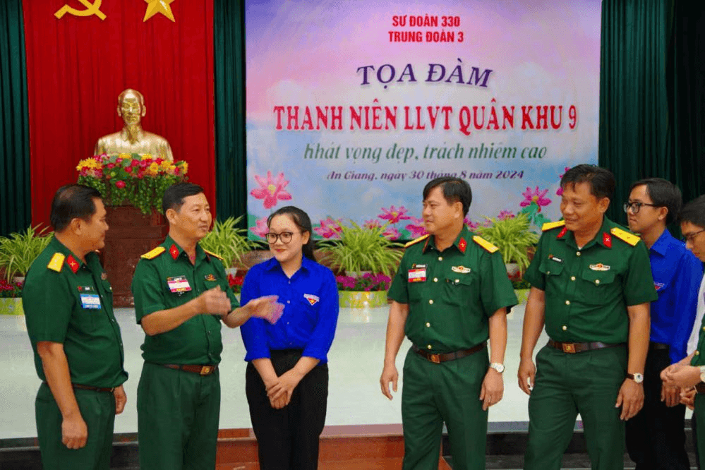 Khát vọng đẹp, trách nhiệm cao