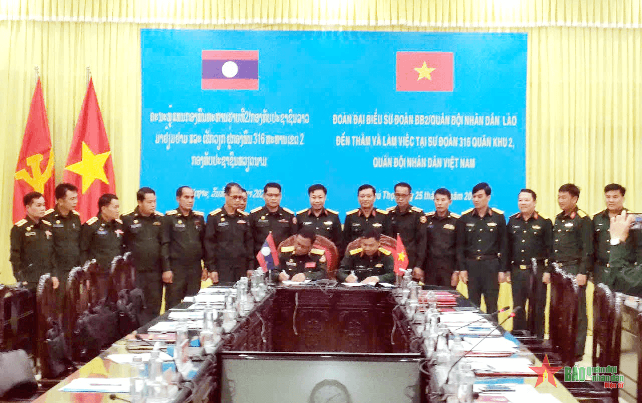 Sư đoàn Bộ binh 2, Quân đội nhân dân Lào kết thúc chuyến thăm và làm việc tại Sư đoàn 316, Quân khu 2