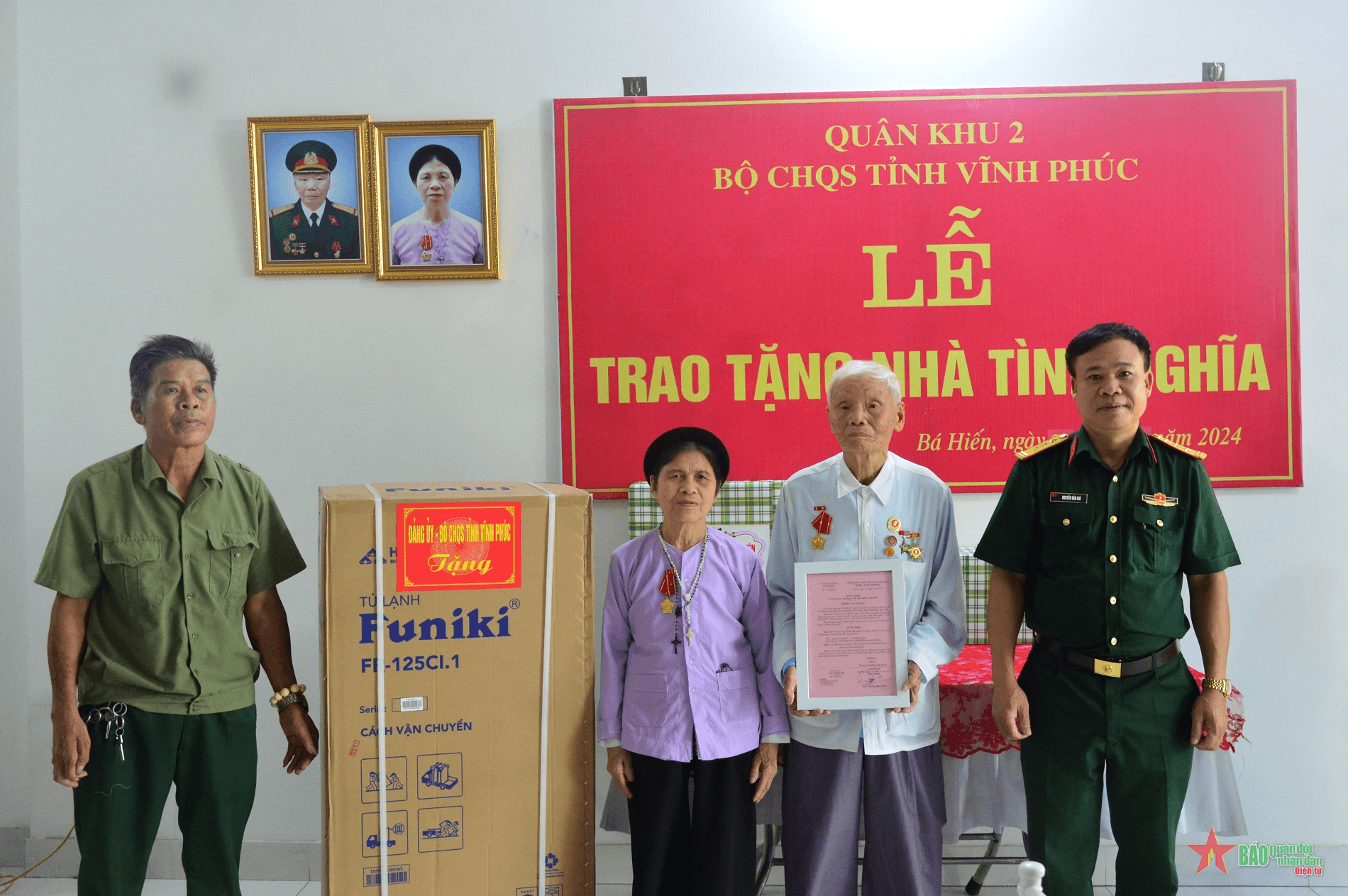 Bộ CHQS tỉnh Vĩnh Phúc bàn giao nhà tình nghĩa
