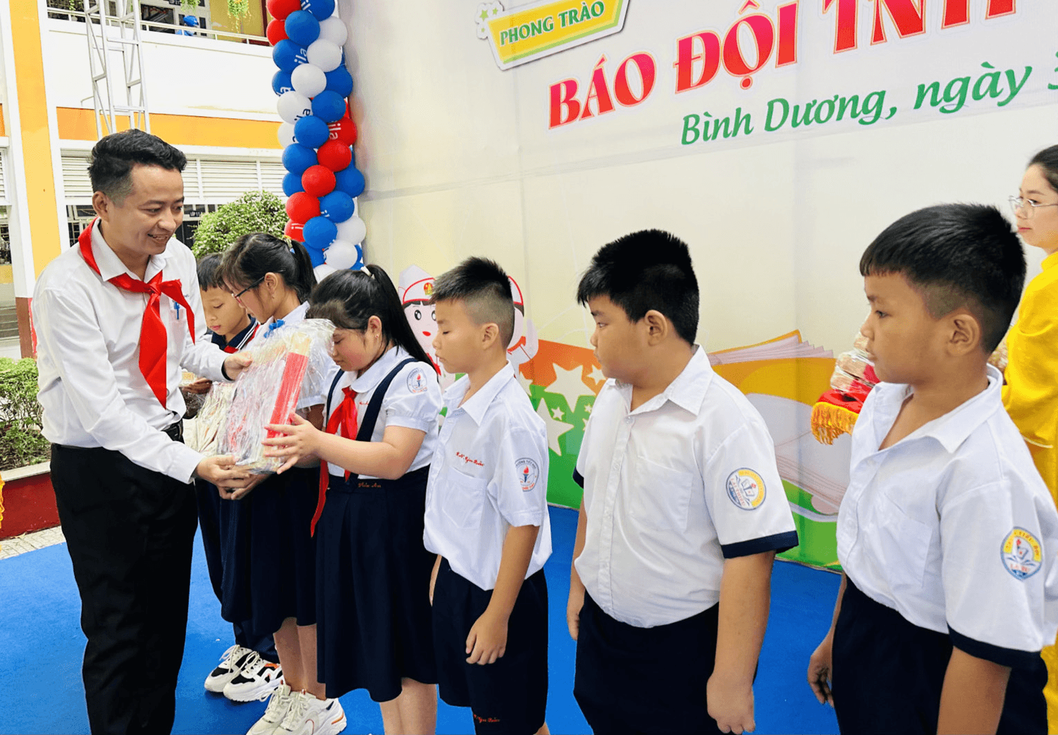 Bình Dương: Xây dựng thói quen đọc sách báo cho thiếu nhi