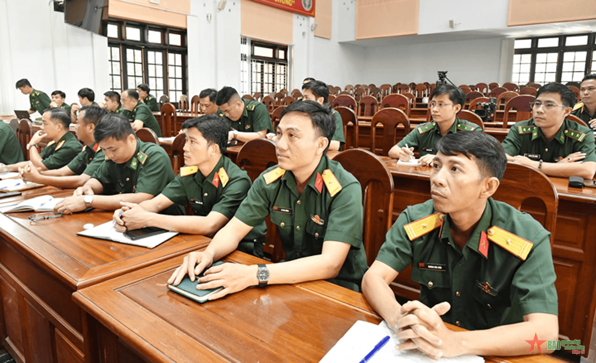 Bình Phước bồi dưỡng kiến thức quốc phòng, an ninh cho đối tượng 3, 4