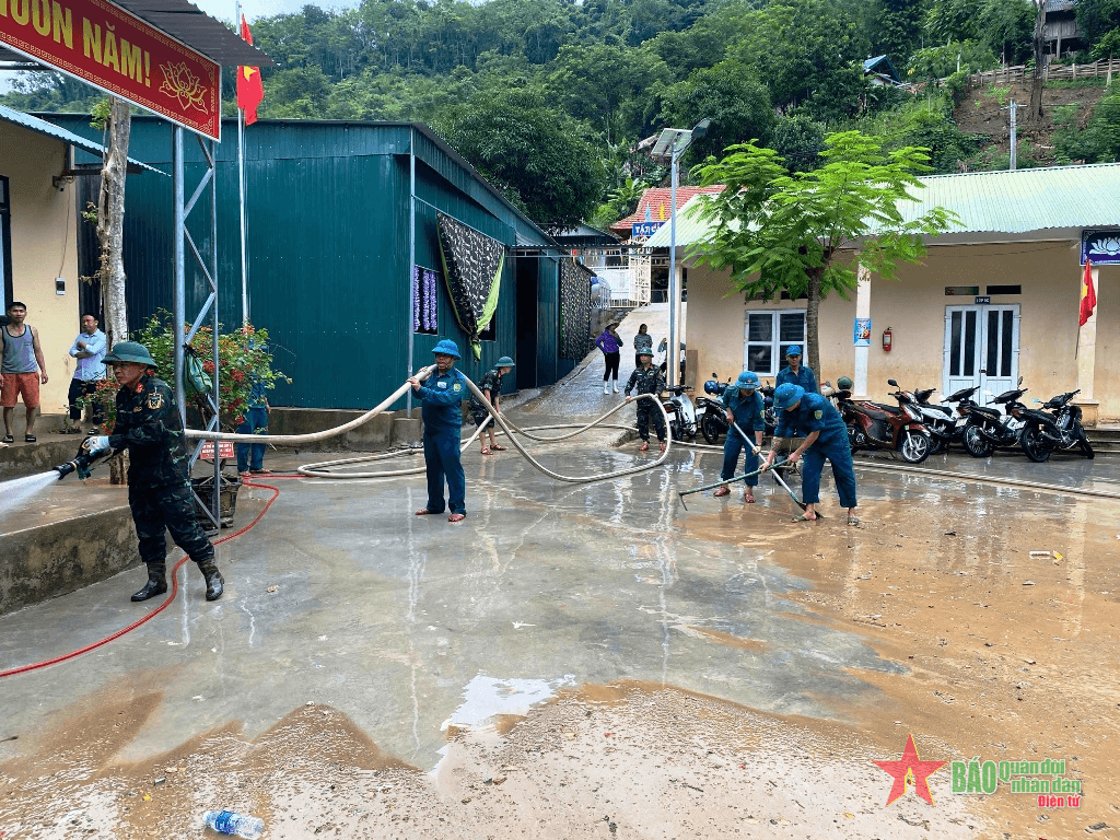 Nghệ An: Khẩn trương giúp trường học khắc phục hậu quả sau lũ quét