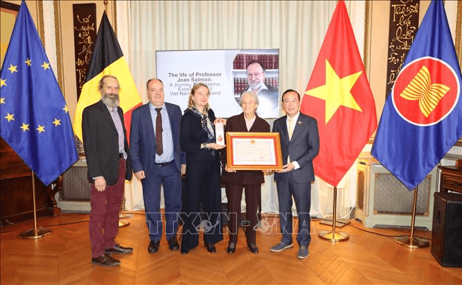 Việt Nam tri ân cố Giáo sư Jean Salmon, nhà khoa học luật quốc tế uyên thâm