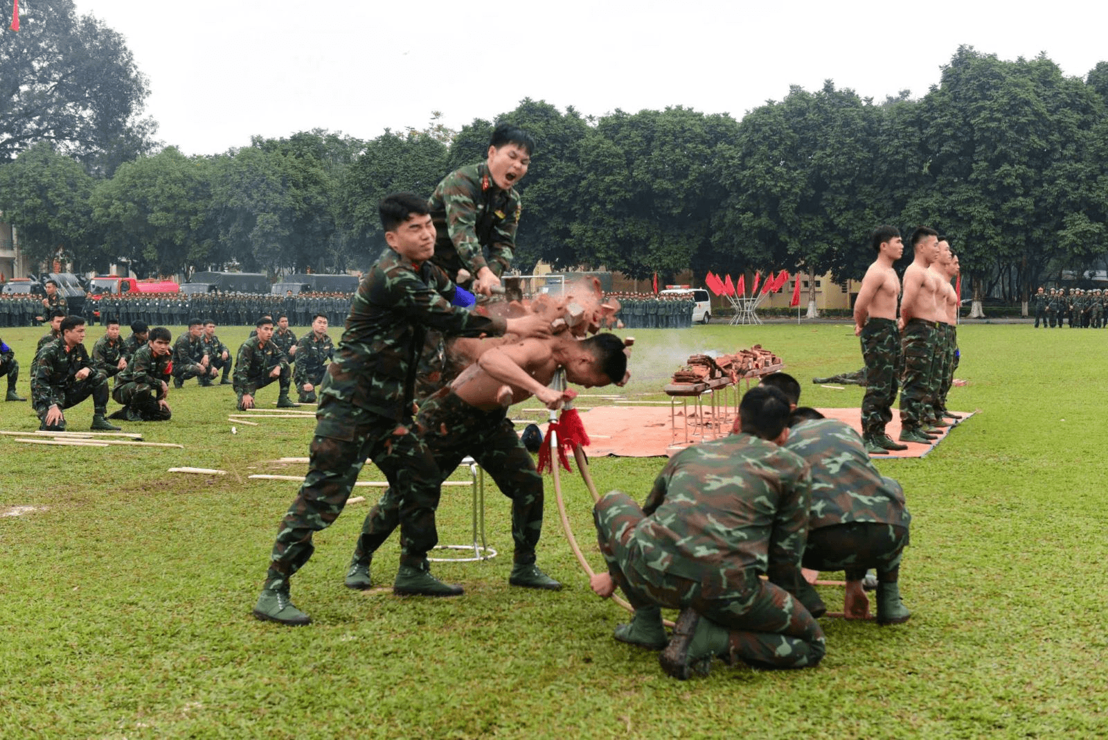 Phát huy tinh thần "Quyết tử để Tổ quốc quyết sinh” trong xây dựng lực lượng vũ trang Thủ đô