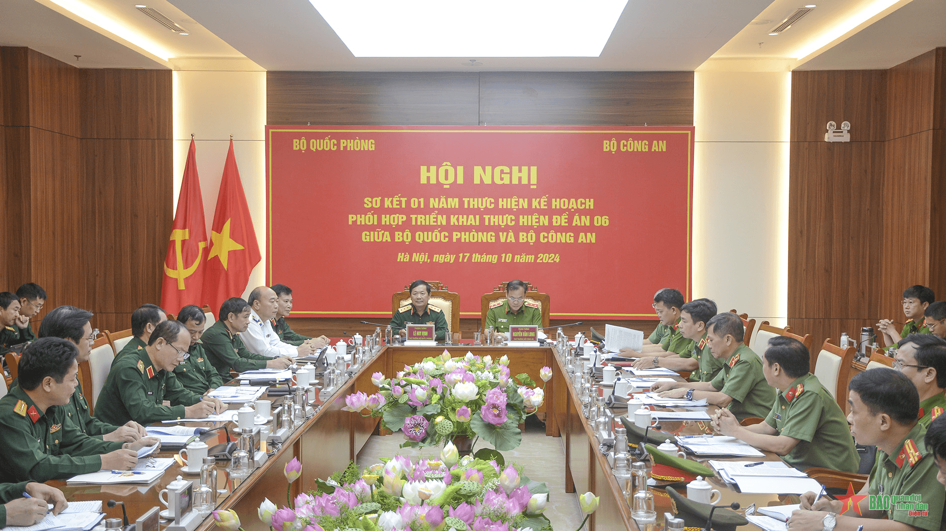 Bộ Quốc phòng và Bộ Công an đẩy mạnh phối hợp triển khai đề án phục vụ chuyển đổi số quốc gia