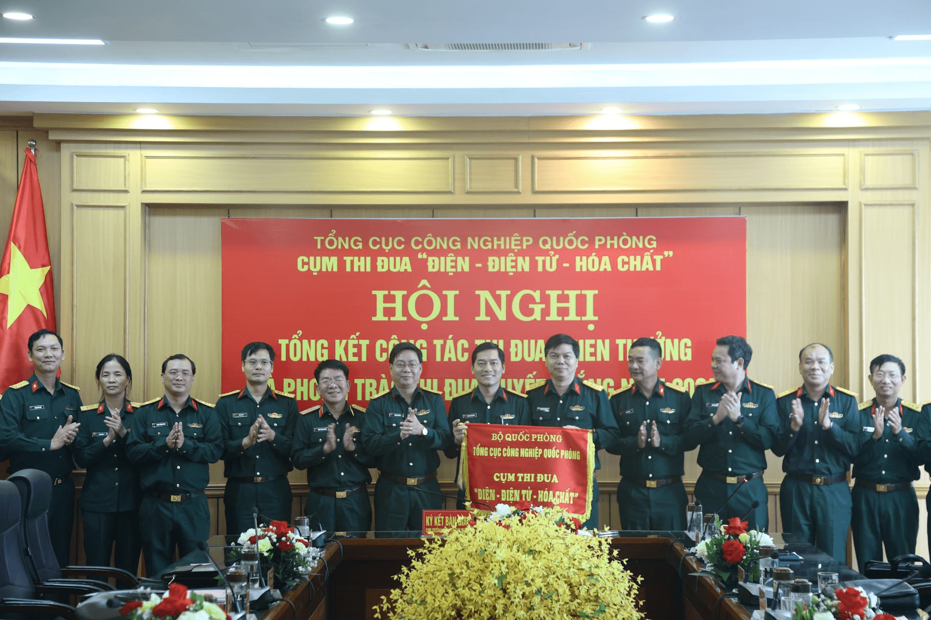 Doanh thu của Cụm thi đua “Điện-Điện tử-Hóa chất” dự kiến đạt gần 5.400 tỷ đồng