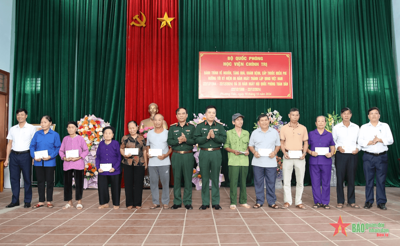 Học viện Chính trị tổ chức nhiều hoạt động “Đền ơn đáp nghĩa”
