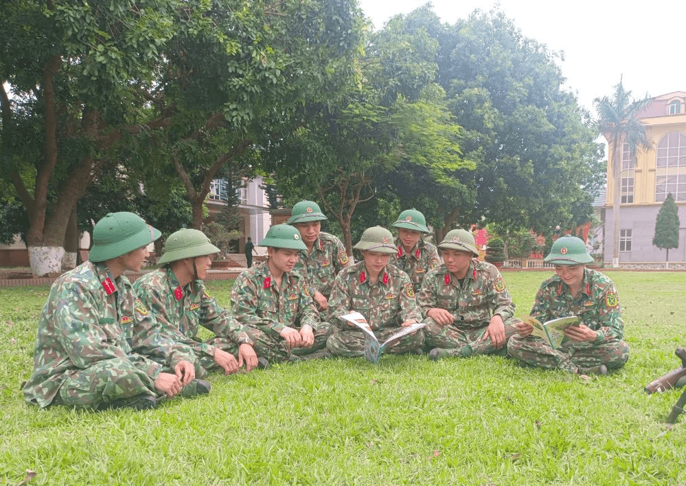 Cấp trên mẫu mực, cấp dưới nỗ lực làm theo