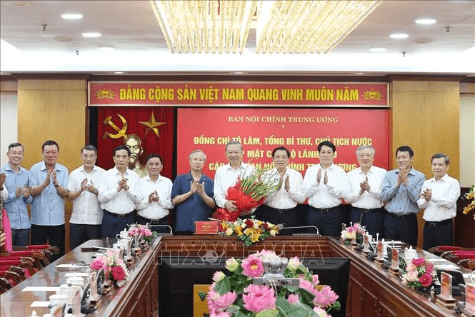 Tổng Bí thư, Chủ tịch nước Tô Lâm gặp mặt cán bộ lãnh đạo các cơ quan Nội chính Trung ương
