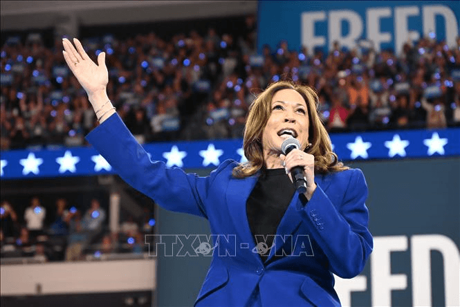 Bầu cử Mỹ 2024: Bà Kamala Harris vượt ông Donald Trump trong cuộc đua tài chính
