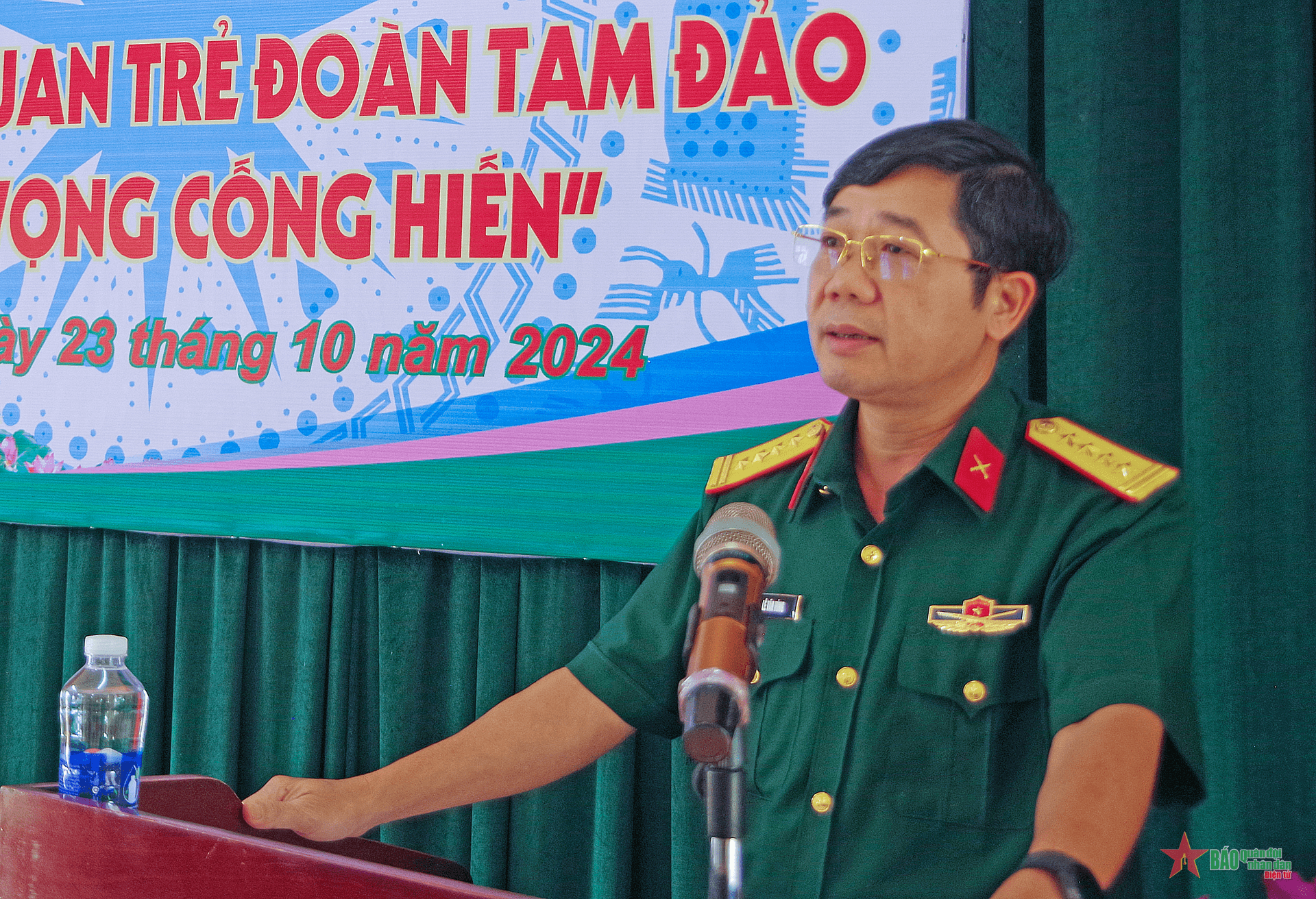 Khơi dậy khát vọng cống hiến của sĩ quan trẻ