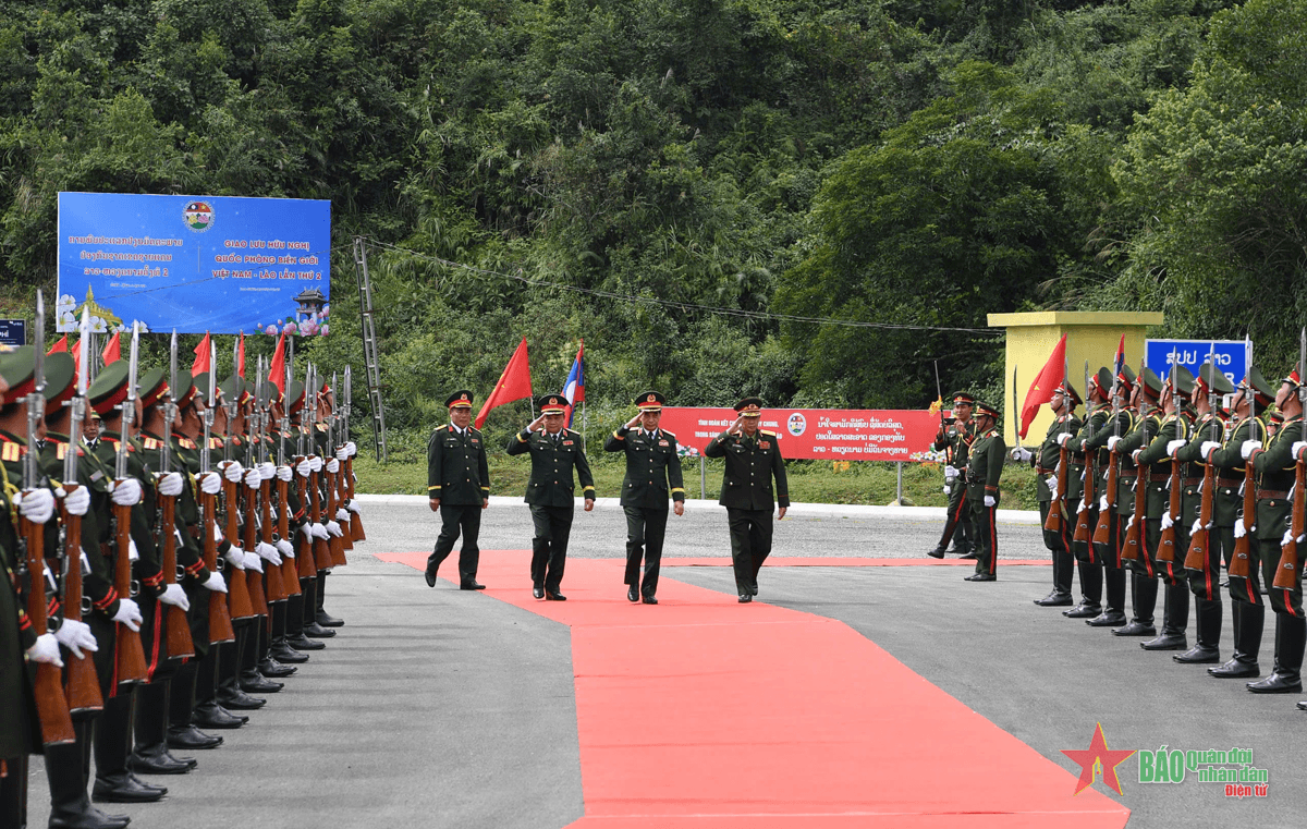 Giao lưu hữu nghị quốc phòng biên giới Việt Nam - Lào lần thứ hai thành công tốt đẹp