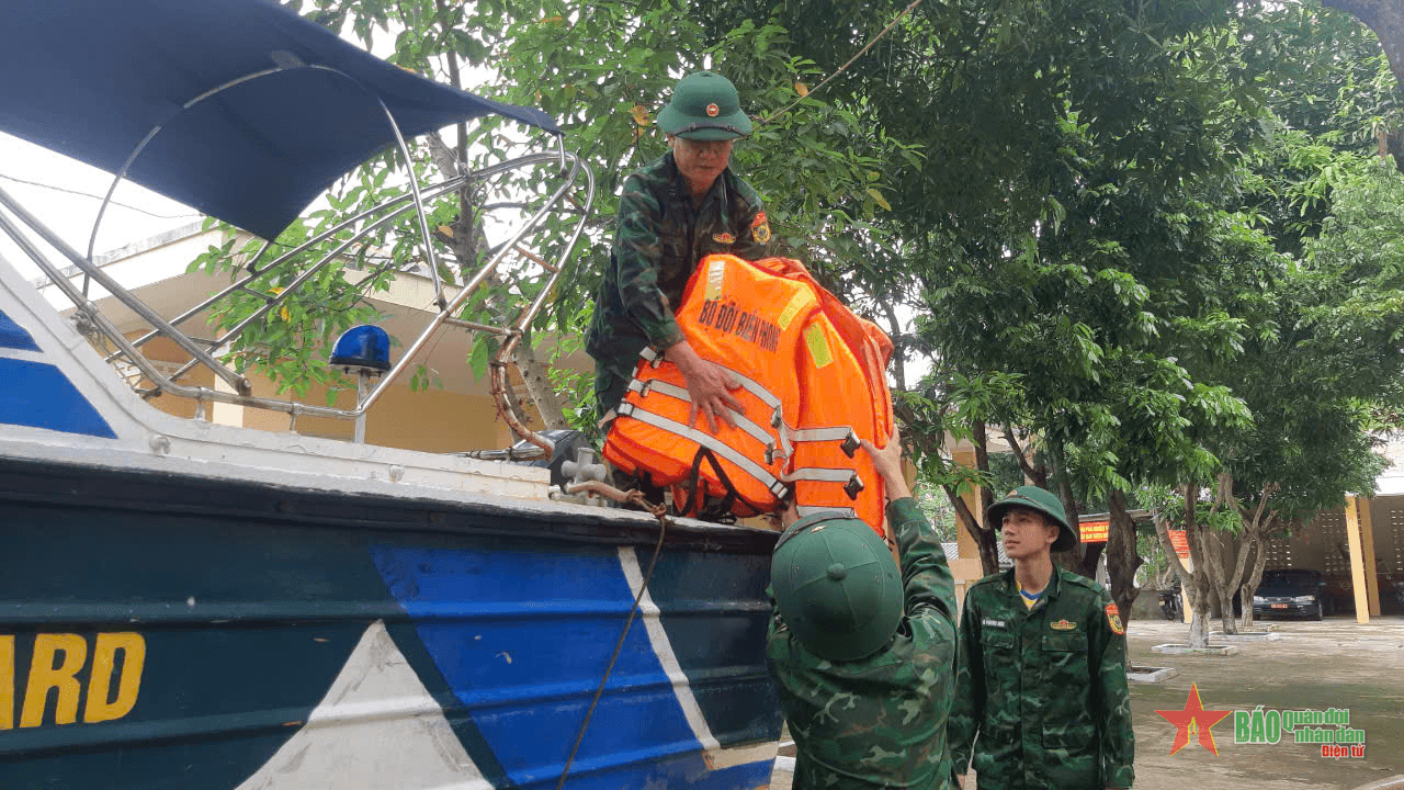 Bộ đội Biên phòng tỉnh Quảng Bình chủ động ứng phó với bão Trà Mi