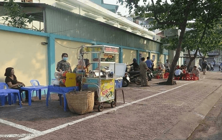 TP Hồ Chí Minh triển khai thu phí tạm sử dụng vỉa hẻ ở 41 tuyến đường