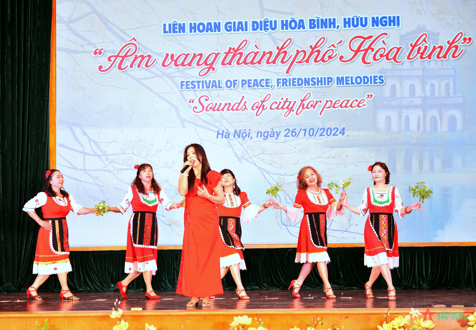 Lan tỏa tình yêu Hà Nội - Thành phố vì hòa bình