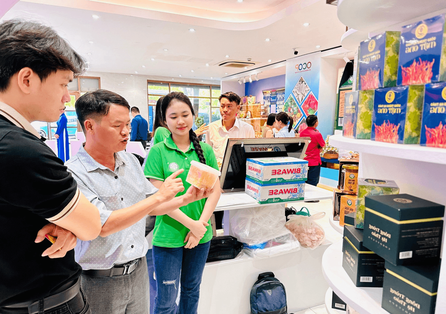 Phát triển thương mại phù hợp xu thế mới tại Bình Dương