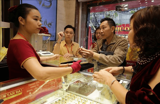 Góc nhìn nghị trường: Người dân vẫn thích tích trữ vàng